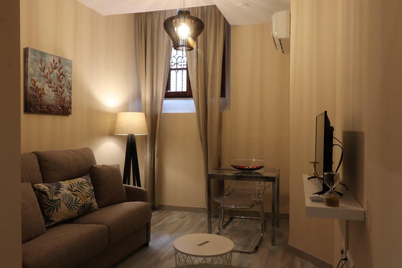 Apartamentos Turisticos Desiree 아리발로 외부 사진